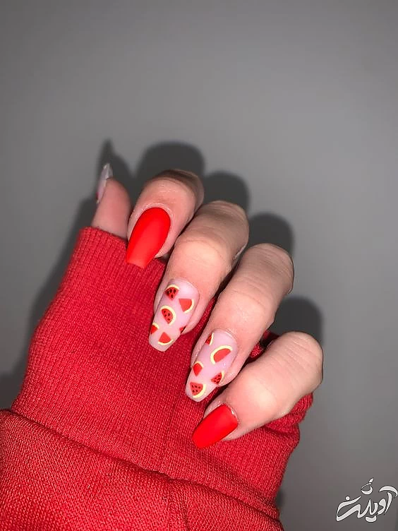 مدل ناخن شب یلدا قرمز